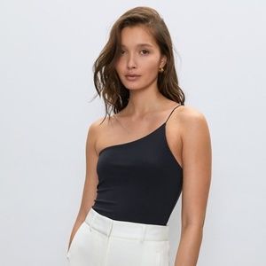 Aritzia Wilfred Free Nicole One-shoulder crop Top Black